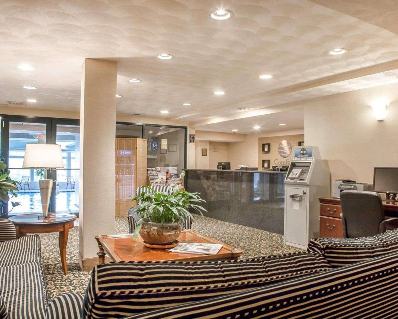 Comfort Inn At Newport Beach Middletown Extérieur photo