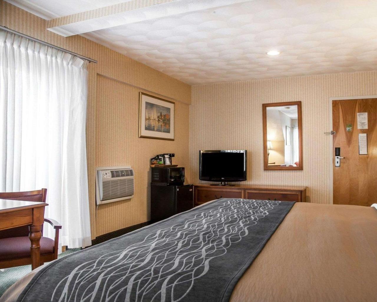 Comfort Inn At Newport Beach Middletown Extérieur photo