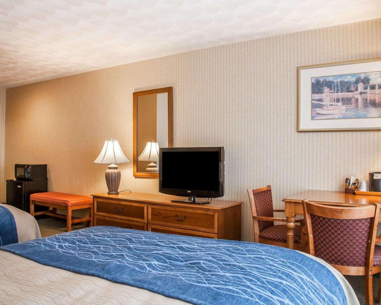 Comfort Inn At Newport Beach Middletown Extérieur photo
