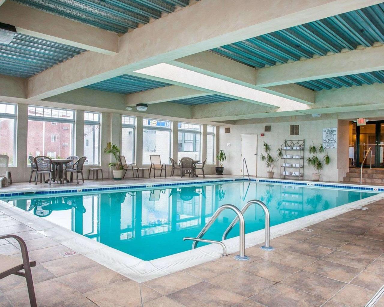 Comfort Inn At Newport Beach Middletown Extérieur photo